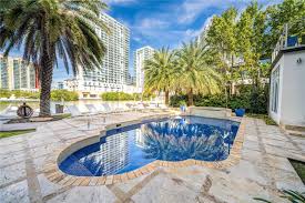 Excellent Place- Amazing Price – Houses for Sale in Coral Gables