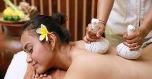 Essential Oils and Euphoria: Suncheon’s Ultimate Aroma Massage